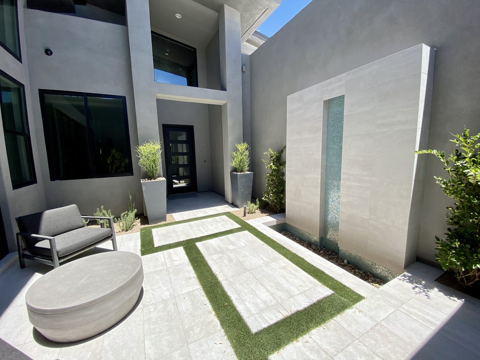 Entry Courtyard &mdash; landscape in Scottsdale, AZ